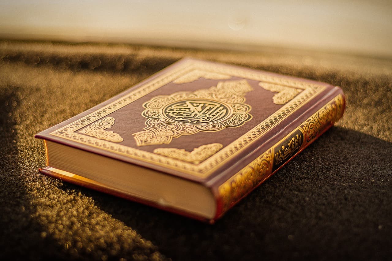 Prophet Muhammad (PBUH): Life, Teachings, and Enduring Legacy of Mercy and Guidance